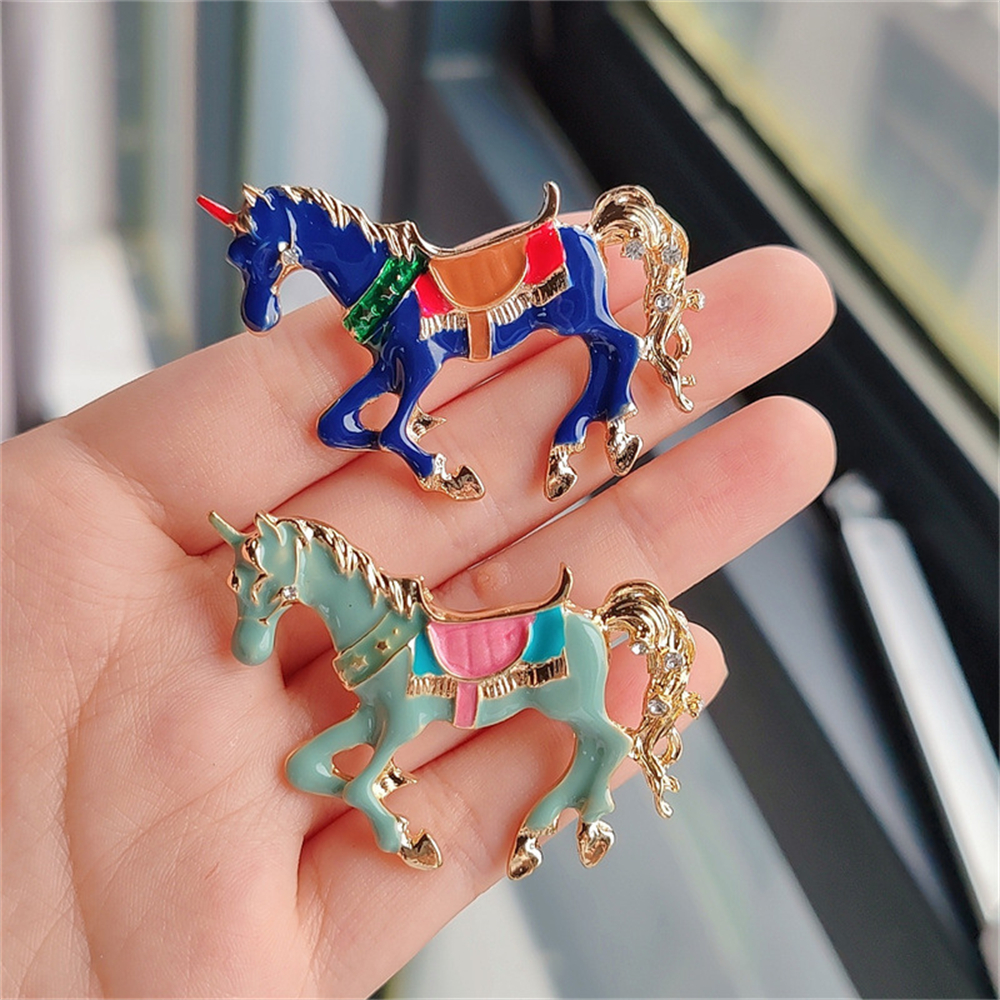 Vintage Enamel Horse Brooches  - Men Accessories Bouquet recensie en prijs