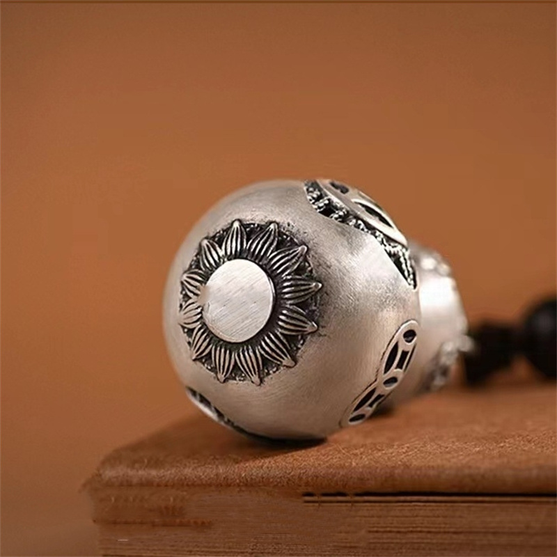 Ethnic Style Relief Coin Calab - Men Accessories Ethnic recensie en prijs