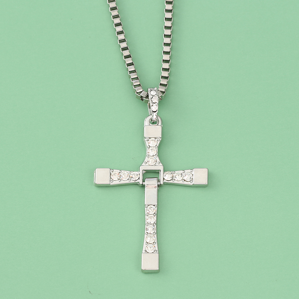 Fashion Punk Rhinestone Cross  - Men'S Accessories Jewelry recensie en prijs