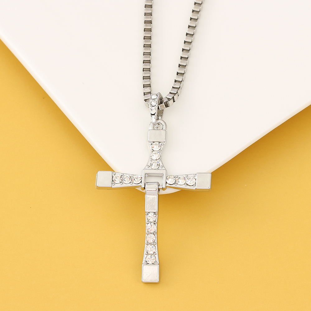 Fashion Punk Rhinestone Cross  - Men'S Accessories Jewelry recensie en prijs